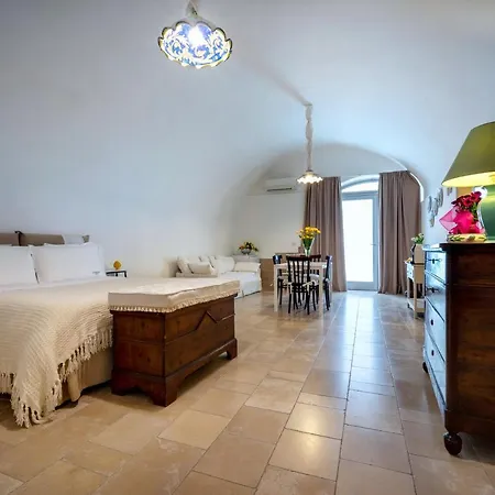 Le Marinelle Aff Bed & Breakfast