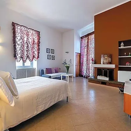 לינה וארוחת בוקר Le Marinelle Collection